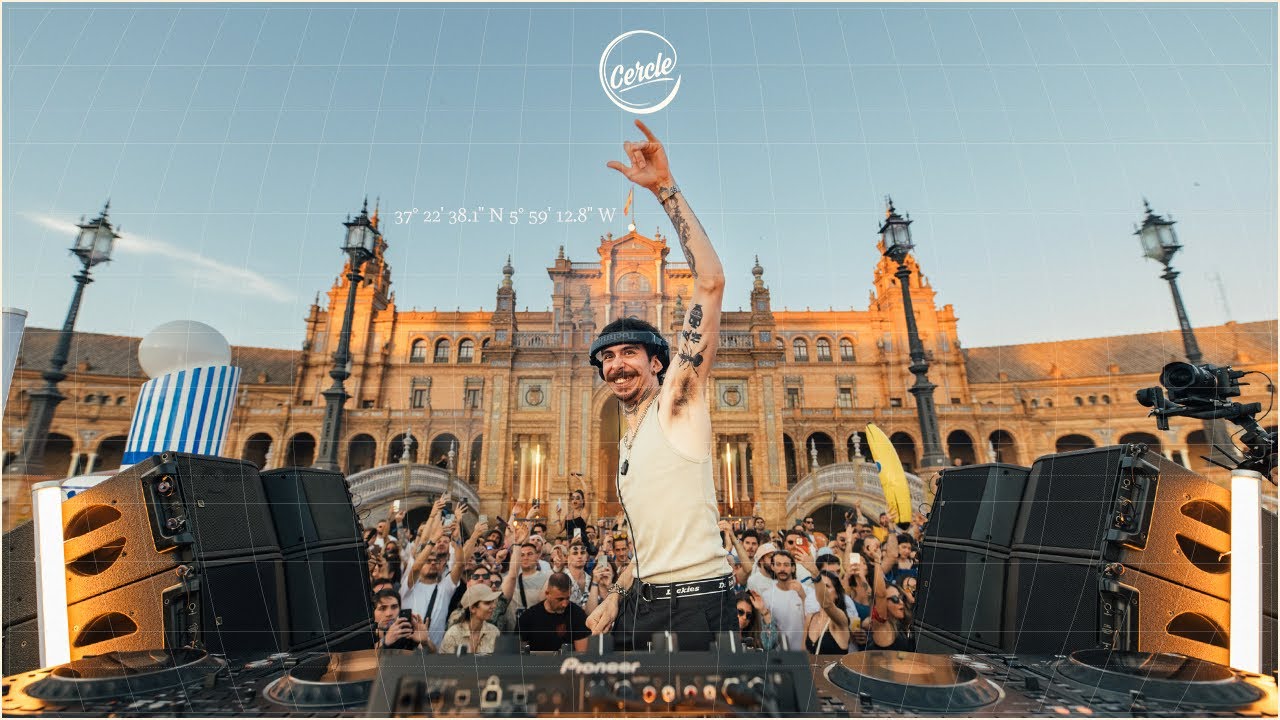 Cercle — Plaza de Espana, Sevilla